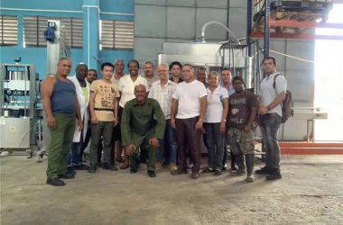 เครื่องจักรติดตั้งหลังการขาย