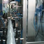 เครื่องบรรจุขวดอัตโนมัติ ปิดฝา ติดฉลาก เครื่องบรรจุกล่อง และห่อหุ้ม