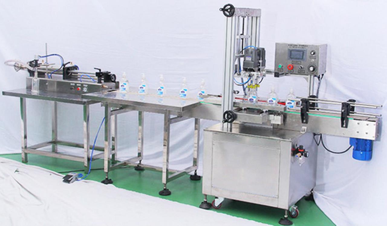 automatic screw capping machine เครื่องปิดฝาเกลียวอินไลน์.jpg