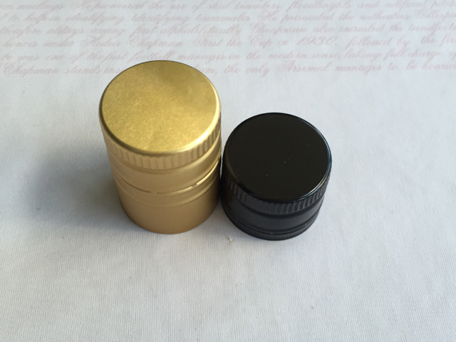 screw caps ฝาโลหะ.jpg