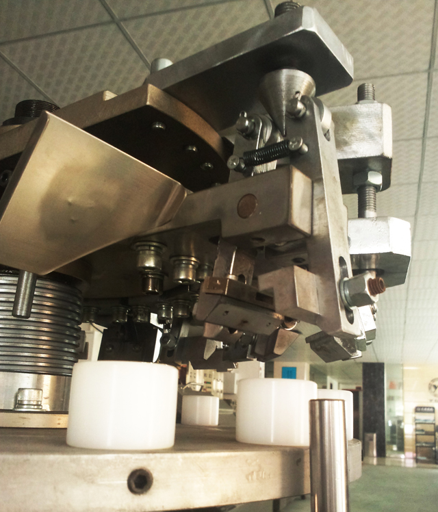 sealer part for metal hose การปิดผนึกการบรรจุสำหรับท่อโลหะ.jpg