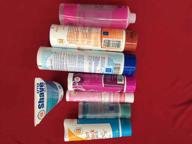 4 tubes in a row sealing samples เครื่องซีลท่อ 4 แถว.jpg