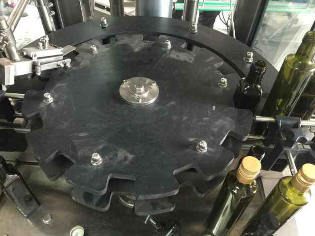 ภาพระยะใกล้ของเครื่องปิดฝา ROPP.jpg