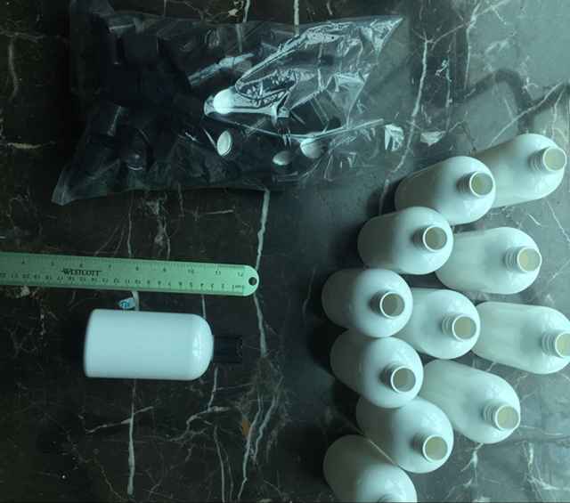 ตัวอย่างขวด แอนดรูว์ สโตน 20160504 (5).jpg