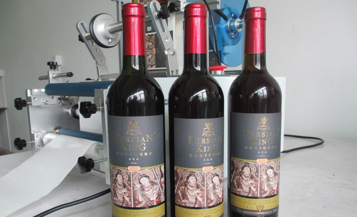 semi automatic labeling machine อุปกรณ์ติดฉลาก.jpg