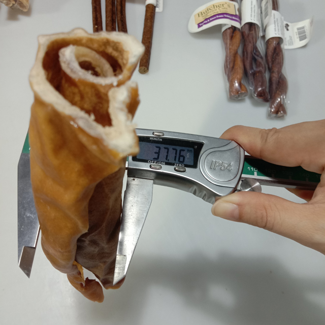 ตัวอย่างอาหารสุนัขสำหรับการติดฉลาก