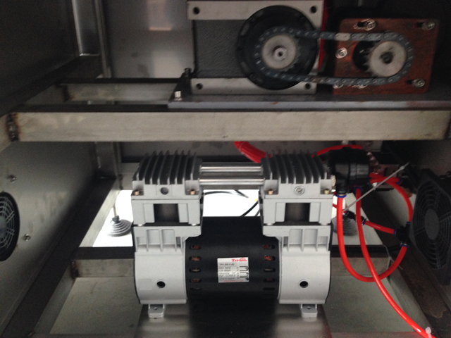 vacuum pump part from vacuum capping machine ถังปั๊มสูญญากาศ.jpg