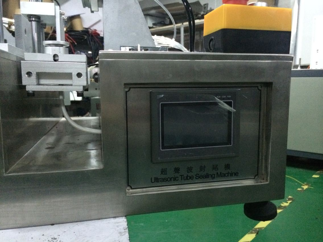 เครื่องซีล plc อัลตราซาวนด์ (3).jpg
